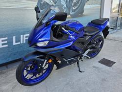 2023 Yamaha YZF-R3 Blue