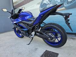 2023 Yamaha YZF-R3 Blue