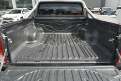 2018 Toyota Hilux SR5