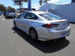 2018 Holden Commodore RS
