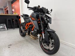 2024 Ktm 2024 Ktm 1390CC Super DUKE R Orange