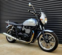 Triumph Bonneville T100 SE