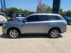 2014 Mitsubishi Outlander ES