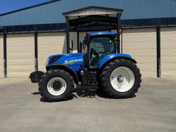2020 New Holland T7.230
