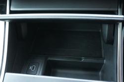 2024 Land Rover Range Rover Velar P250 Dynamic SE