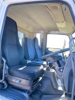 2010 Mitsubishi Fighter FK62FH 7.0