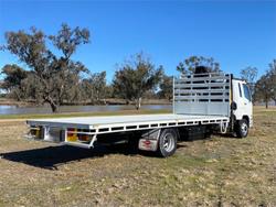 2010 Mitsubishi Fighter FK62FH 7.0