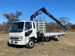 2010 Mitsubishi Fighter FK62FH 7.0