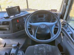 2008 Mercedes-Benz Atego 2324