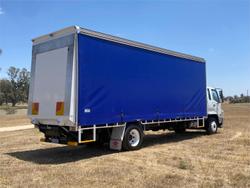 2019 Mitsubishi Fighter Fighter 1627