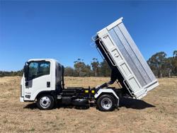 2016 Isuzu Nlr NLR 45-150 Tipper