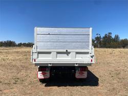 2016 Isuzu Nlr NLR 45-150 Tipper