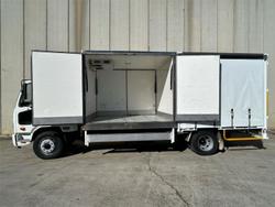 2016 Mitsubishi Fighter Fighter 1424