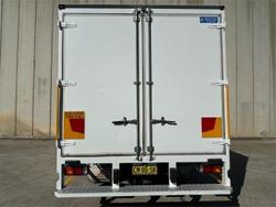 2016 Mitsubishi Fighter Fighter 1424