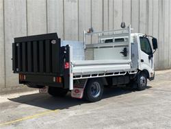 2012 Hino 300 617