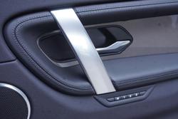 2025 Land Rover Discovery Sport P300e Dynamic SE