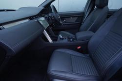 2025 Land Rover Discovery Sport P300e Dynamic SE