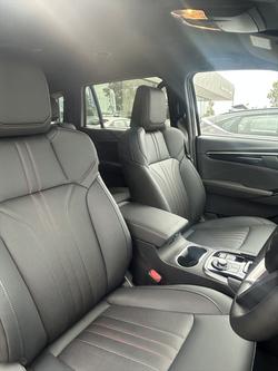 2025 Isuzu MU-X X-TERRAIN