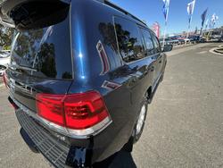 2017 TOYOTA LANDCRUISER SAHARA