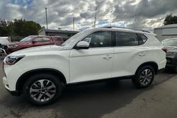 2025 KGM Rexton ELX