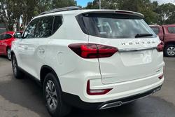 2025 KGM Rexton ELX