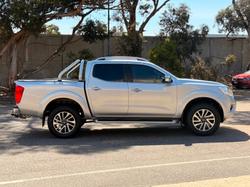 2018 Nissan Navara ST-X