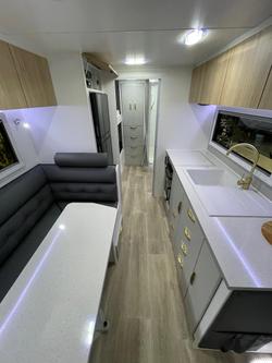 2025 Leader Caravans Gold Le (My26) 2110_C_K1e5xb_T