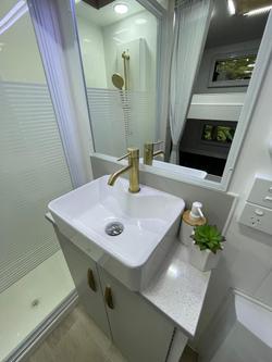 2025 Leader Caravans Gold Le (My26) 2110_C_K1e5xb_T