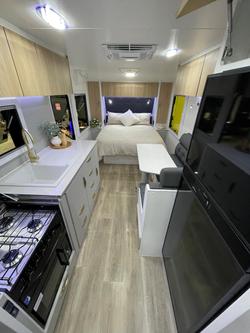 2025 Leader Caravans Gold Le (My26) 2110_C_K1e5xb_T