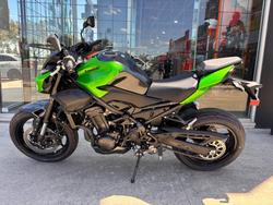 2026 Kawasaki 2026 Kawasaki 900CC Z900 SUPERNAKED (ZR900STFNN) SPORTS GREEN
