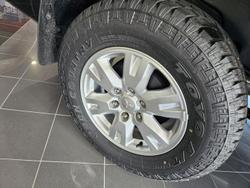 2025 Mitsubishi Triton GLX+