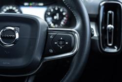 2019 Volvo XC40 T4 Momentum