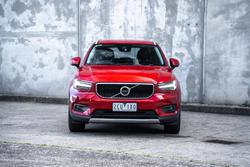 2019 Volvo XC40 T4 Momentum
