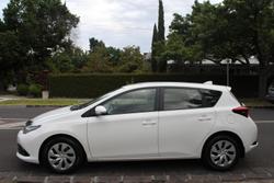 2017 Toyota Corolla Ascent ZRE182R Glacier White