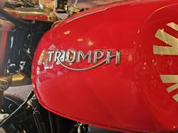 2017 Triumph Thruxton 1200 R Thruxton Red