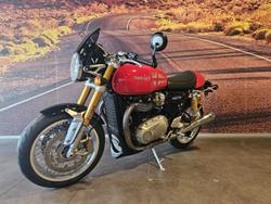 2017 Triumph Thruxton 1200 R Thruxton Red