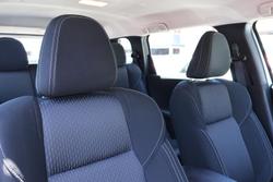 2024 Mitsubishi Outlander ES