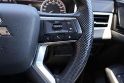 2024 Mitsubishi Outlander ES