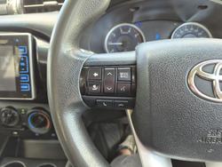 2017 Toyota Hilux SR