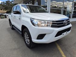 2017 Toyota Hilux SR