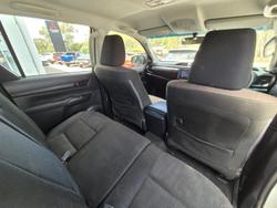 2017 Toyota Hilux SR