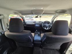 2017 Toyota Hilux SR