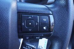 2023 Toyota Hilux SR