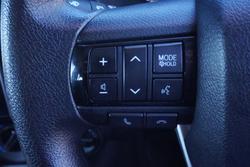 2023 Toyota Hilux SR