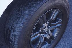 2023 Toyota Hilux SR