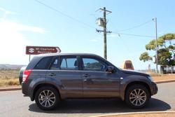 2015 Suzuki Grand Vitara Sport