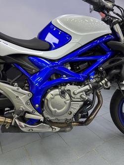 2011 Suzuki Gladius 650 (SFV650) Gladius White