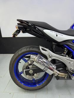 2011 Suzuki Gladius 650 (SFV650) Gladius White