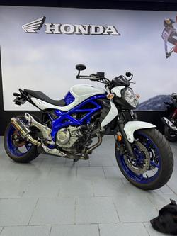 2011 Suzuki Gladius 650 (SFV650) Gladius White