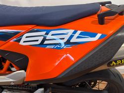 2023 Ktm 690 SMC R ORANGE